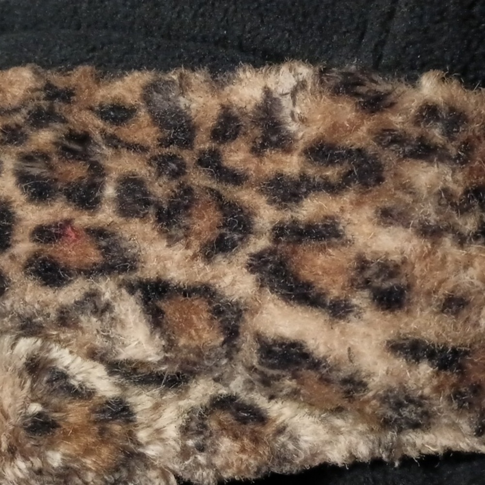 Mixit Black Cape with Leopard Trim - Picture 10 of 11